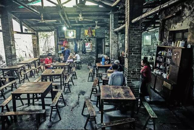 这家80年代的重庆老茶馆,里面藏着山城30年的市井生活