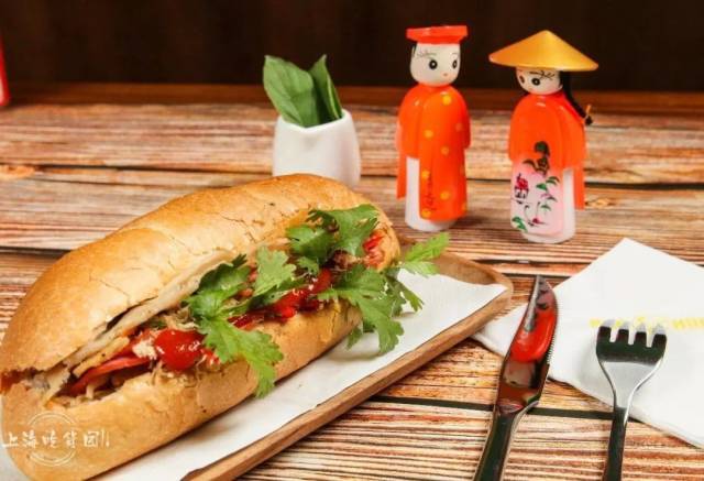 坐着地铁就能去吃越南美食!
