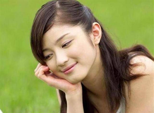 周延锋美文美图:你是微笑女神