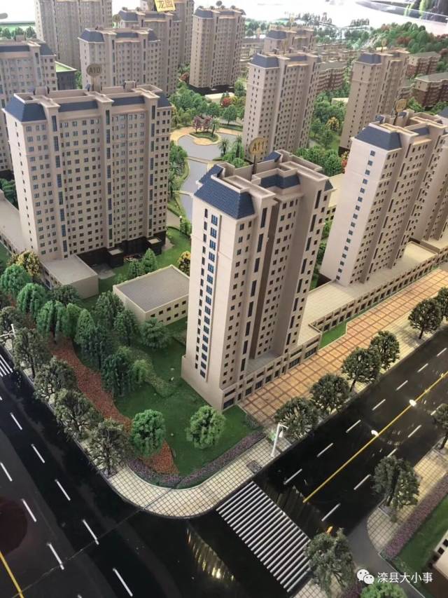 房】区域:滦县/街道,面积:0平方,价格面谈,描述:出售龙山帝景金街门市