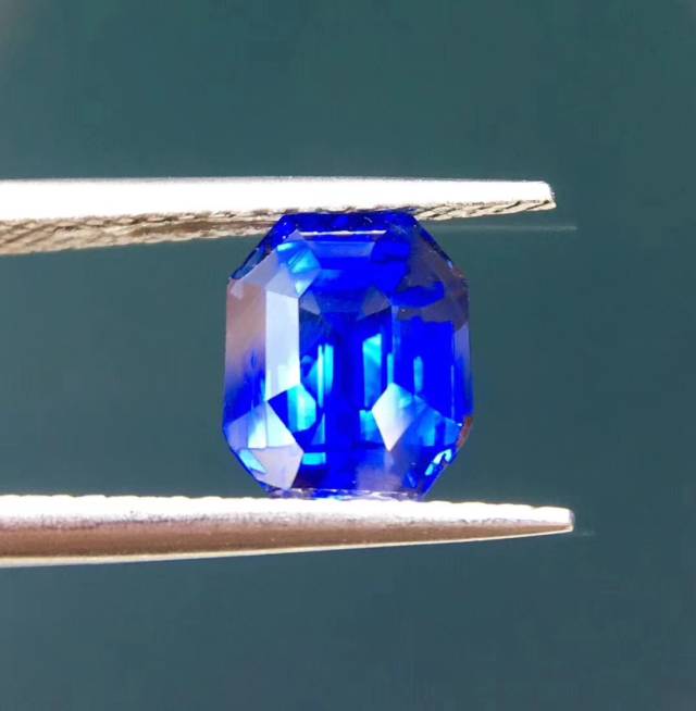 蓝宝石鉴别真假的方法您知道吗?