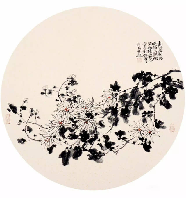 图文示范:菊花团扇画法步骤详解