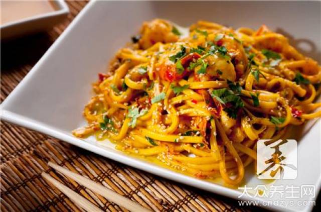 一份烤冷面的热量是多少?