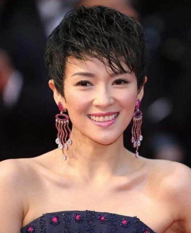 孙俪短发显脸大章子怡短发堪比毁容,只有她的短发才是