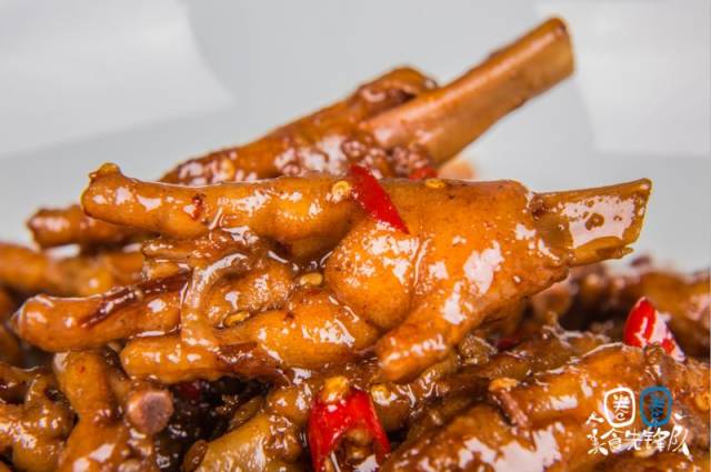 火爆朋友圈,船山路疯狂排队的这家网红夜宵店