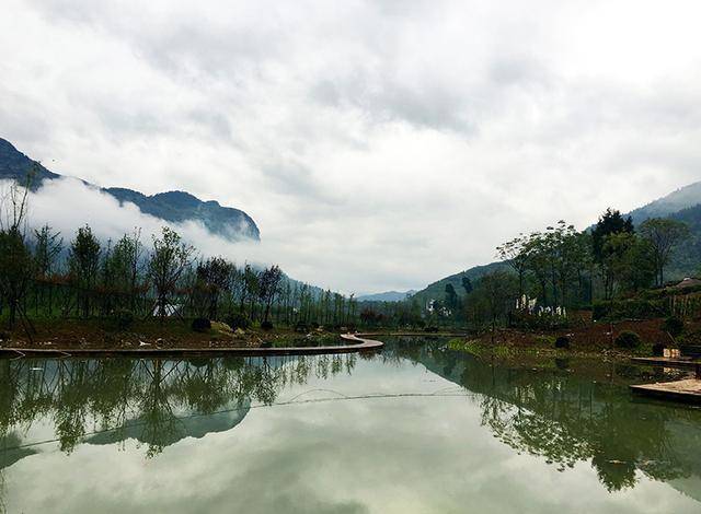 太平河位于梵净山南麓,发源于梵净山,在江口县城与闵孝河交汇汇入锦江