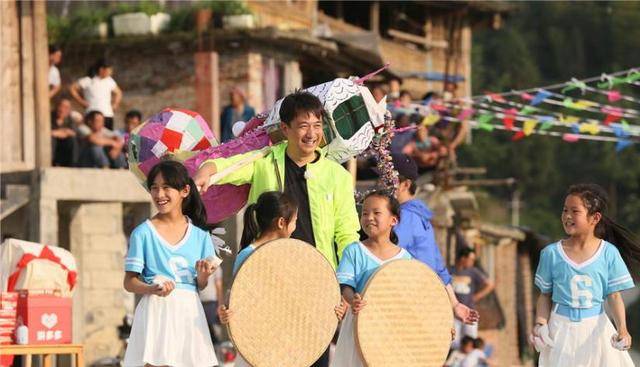 《极限挑战》对待留守儿童的方式引争议?只有