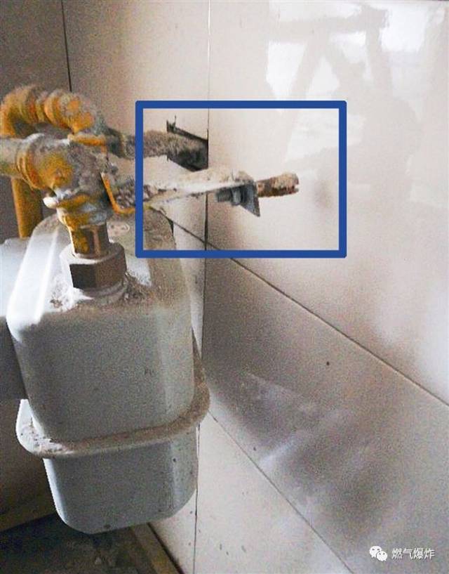燃气表支架被拆除