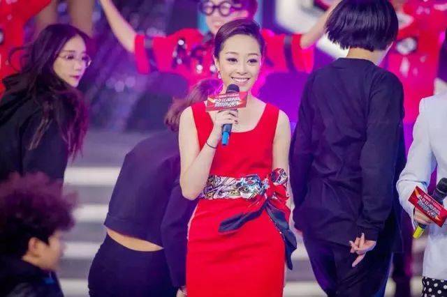 当一线主持人遇到小生命的到来,她变的更美了!936超级辣妈-郑云