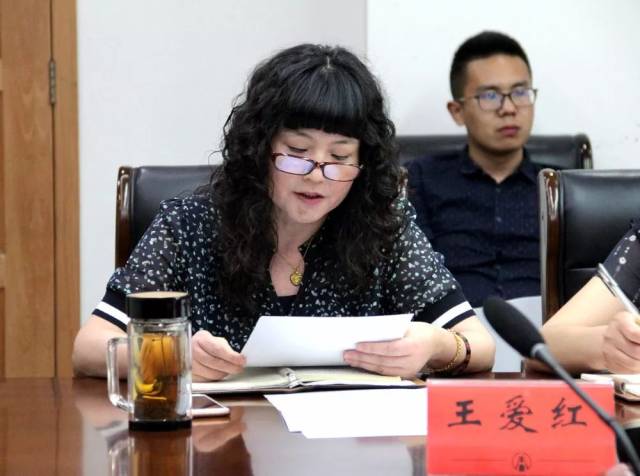 " 仲春瑞强调,推动思想大解放,不仅是"头脑风暴",更是实际行动.