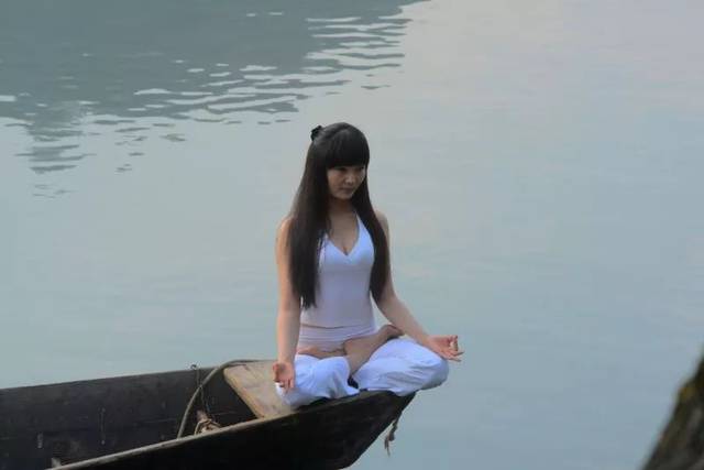 断食辟谷,放松就不饿,紧张就会饿,为什么?