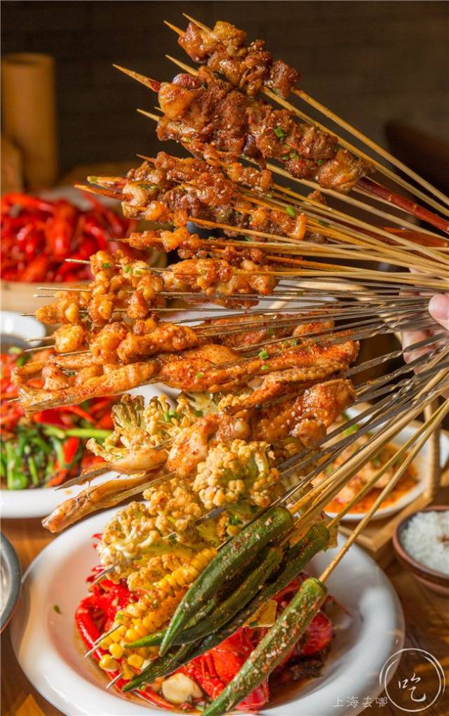 老长沙「夜宵黑料王」来了,招牌菜很多人不敢点