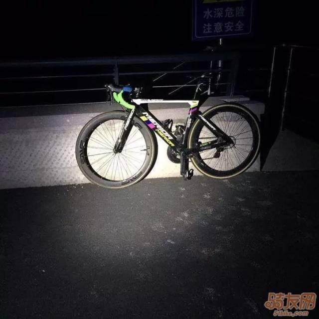 出美利达锐克多1200cn,配置:锐克多队版涂装,6800大套(夹器5810)更换