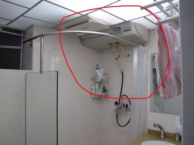 热水器半吊顶安装,维修不方便