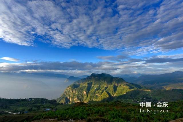 隐藏在大凉山的绝世美景会东淌塘仙人山可以媲美张家界