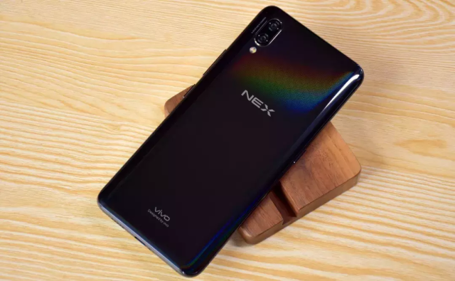 vivo nex旗舰版开箱图赏:五彩斑斓的黑科技