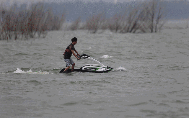 端午之前赛个艇,试驾川崎全新jet ski sx-r摩托艇丨把玩