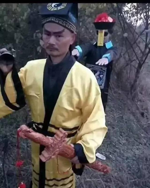 茅山法器今犹在,又见当年驱魔人 《九叔归来》是致敬经典?