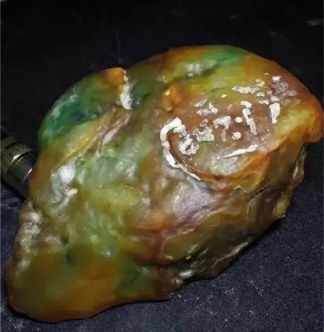6万"七彩翡翠",瞬间秒变一亿七千万!