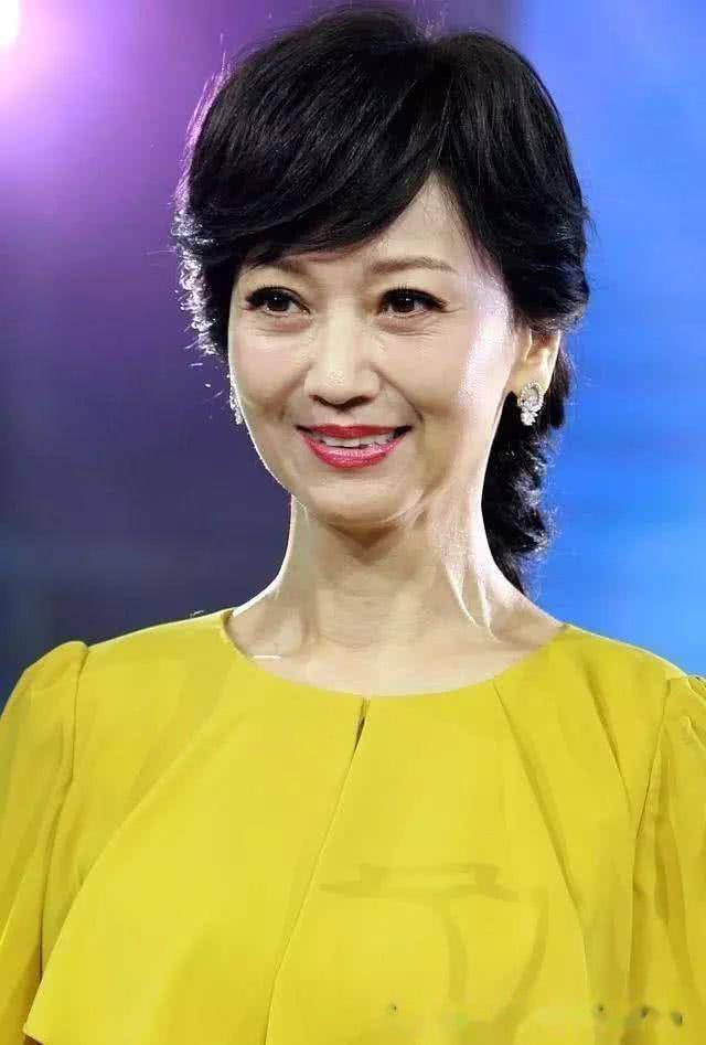 娱乐圈年过60岁的女明星们,刘晓庆,赵雅芝,蔡琴,还是你心中的女神么?