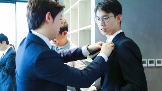 行业动态:中原集团进军中介加盟业务 上海原萃正式开业