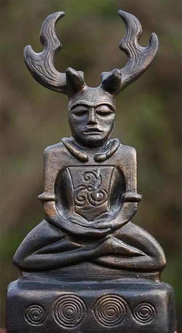 鹿图腾.
