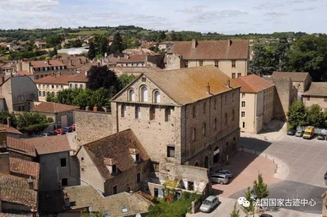 法国小镇的"千年宝藏":克吕尼修道院