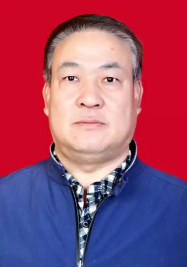 梁宗科 秘书长:杨志亮 理事(13 丁 虎(回 马 平(回 杜正全 杨占辉