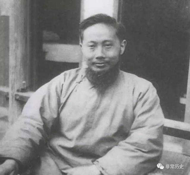 李公朴:1946年7月11日在昆明遭到国民党特工枪击身亡.