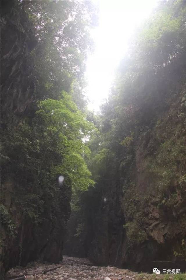 慈利三合镇有"茶马古道"和茶田,更有大自然的垂爱山水