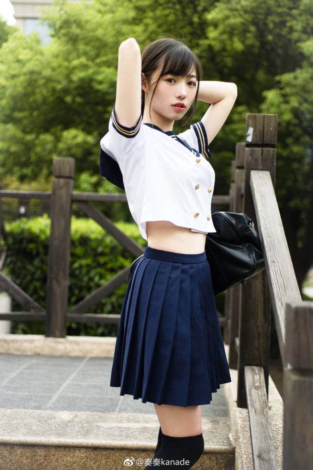 cos jk制服小姐姐