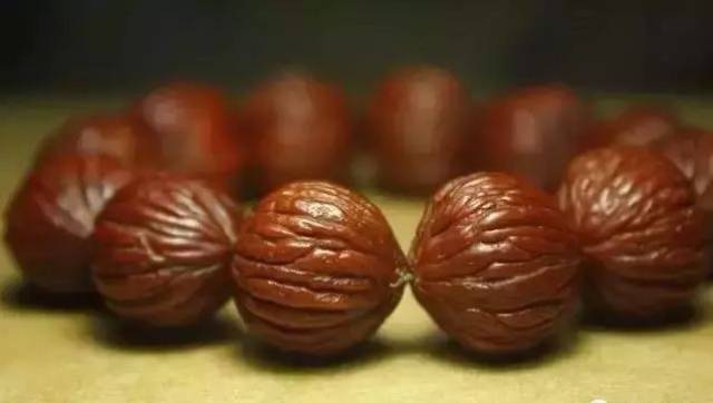 紫金鼠,橄榄核,猴头,光珠手串哪个最贵