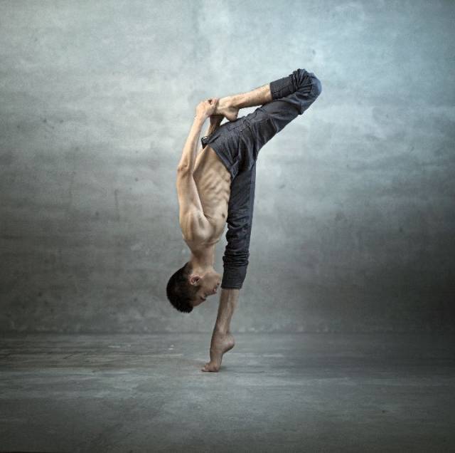 舞蹈家李响的写真大片曝光