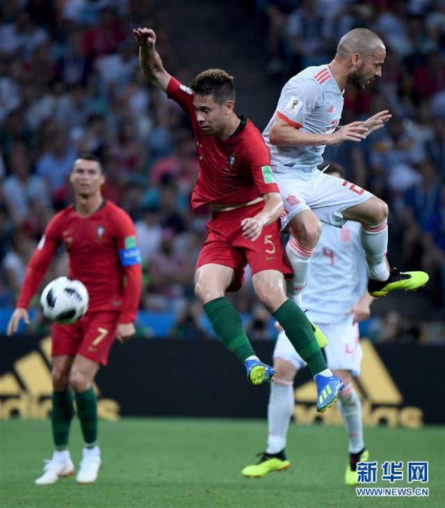 B组:葡萄牙队对阵西班牙队