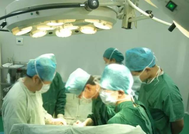 桂林这家黑心医院被重罚!刀口舔血,坑老百姓的事注定干不久!