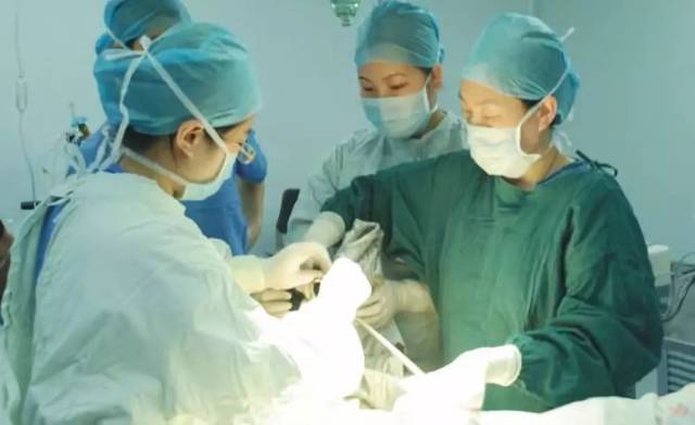 桂林这家黑心医院被重罚!刀口舔血,坑老百姓的事注定干不久!