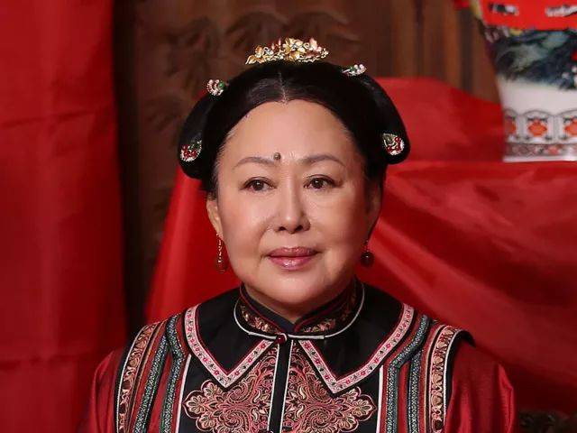 张桐,斯琴高娃同场飙戏,《星火云雾街》今晚19点东方电影频道开播!