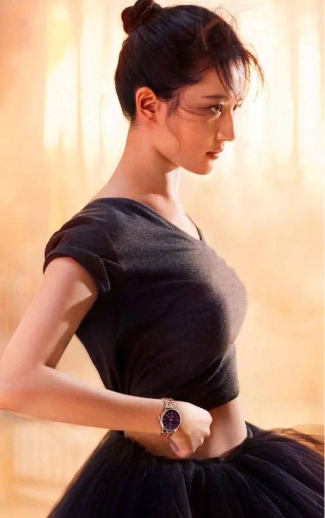 刘亦菲再秀舞技,被吐槽太胖!-娱乐频道-手机搜狐