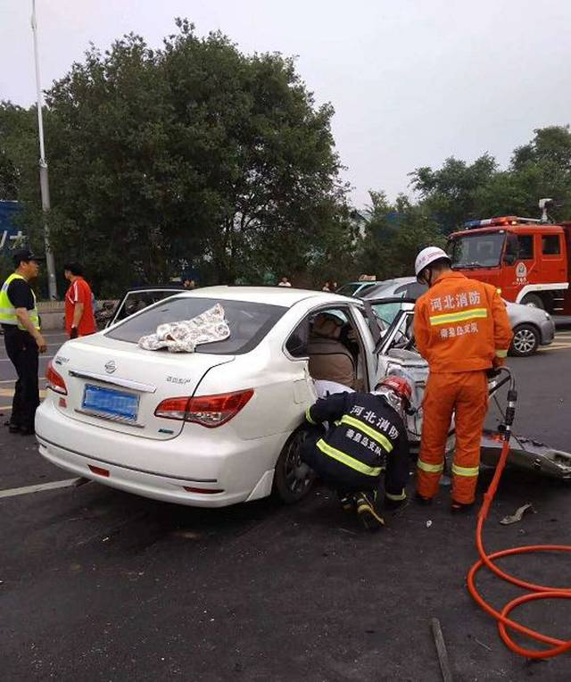 追踪:滨海大道悲惨车祸发生始末