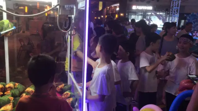 万达美食周德信官方网站演绎最正宗的韩国料理 “惹火”全城