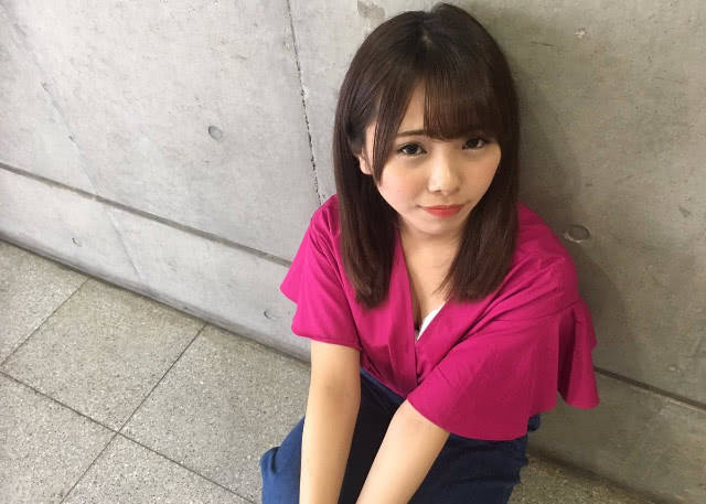 日本女艺人力挺国家队:日本队小组不败晋级16强!已被国脚征服!