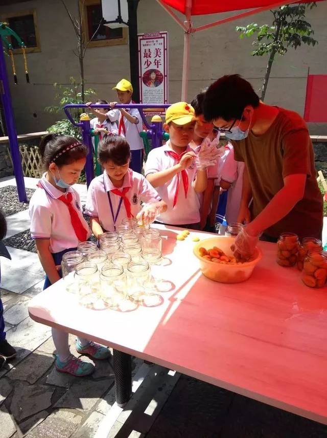 【林州一实小《星星之光》总第126期】安全教育大宣讲 关爱青少年儿童