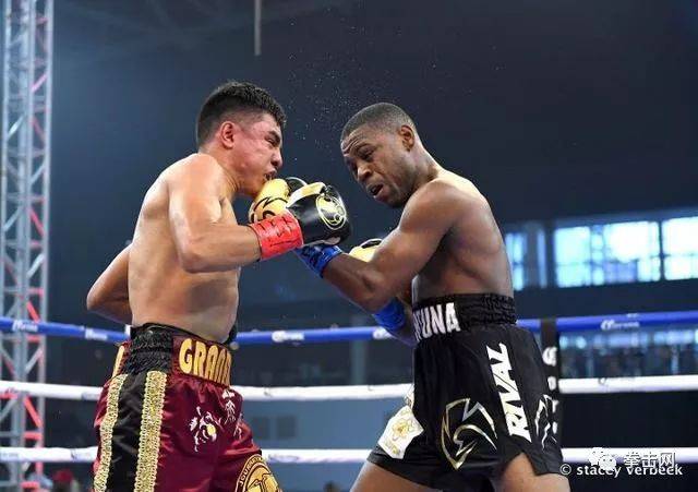 美国拳击比赛突发意外状况,拳手摔出拳台受重