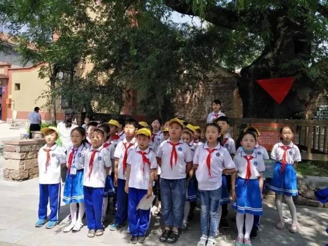 【林州一实小《星星之光》总第126期】安全教育大宣讲 关爱青少年儿童