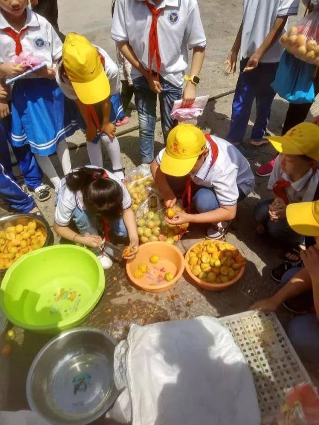 【林州一实小《星星之光》总第126期】安全教育大宣讲 关爱青少年儿童