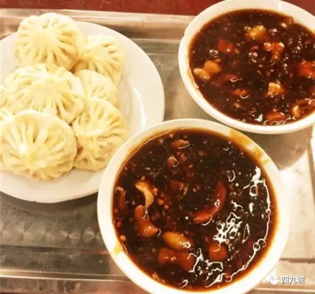 北京姑娘用一碗炒肝儿告诉你，猪下水有什么好吃的!