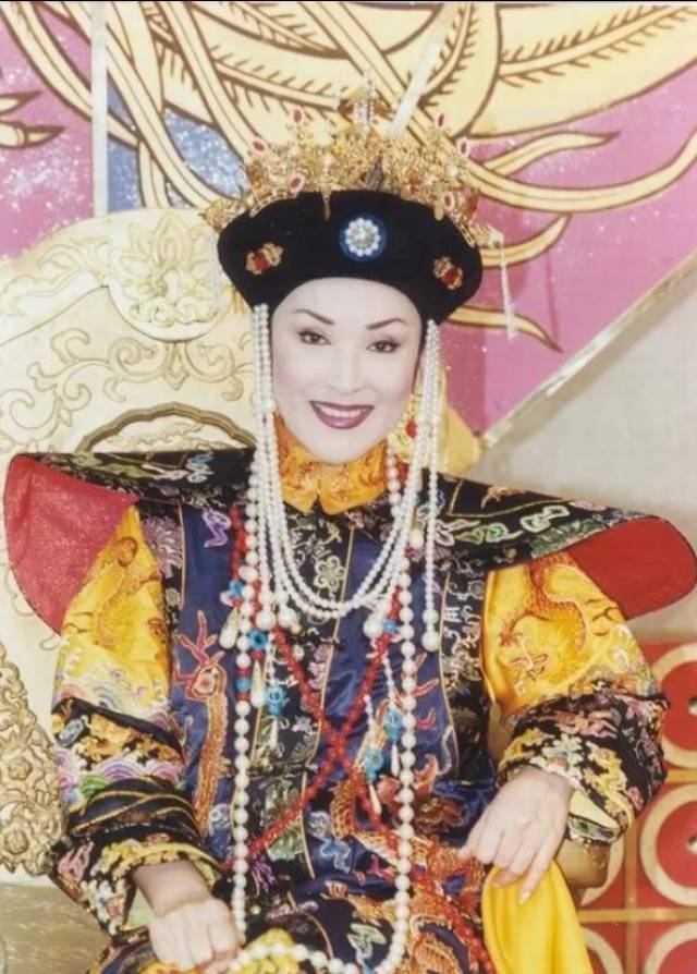 她是70年代当家花旦,荧屏最经典恶婆婆,《怀玉公主》里的毒太后