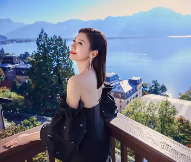 贾静雯被修杰楷质疑,却暴露了无数女人的软肋