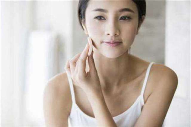 女性皮肤干燥怎么办?