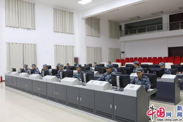 指挥所考核.师全乐 摄